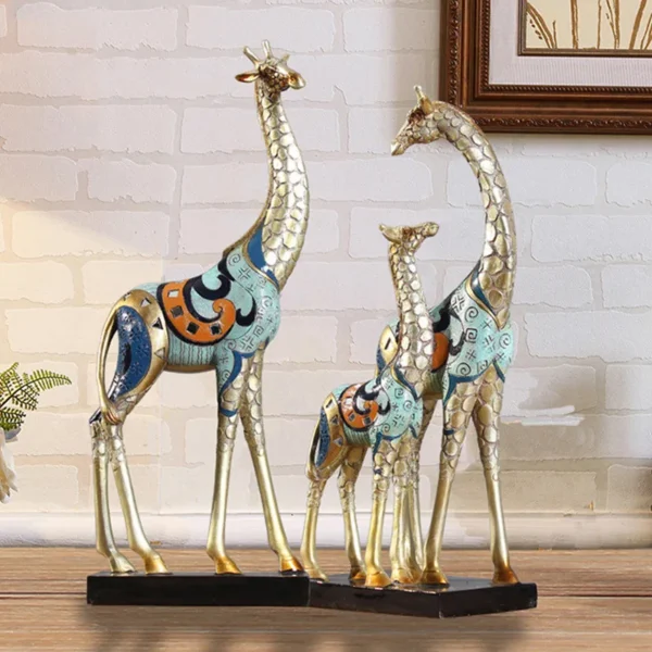 Giraffe Décor - Image 2